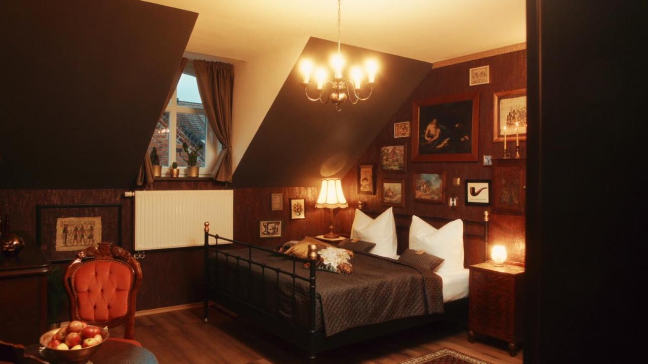 Anker Hotel Arneburg Екстериор снимка