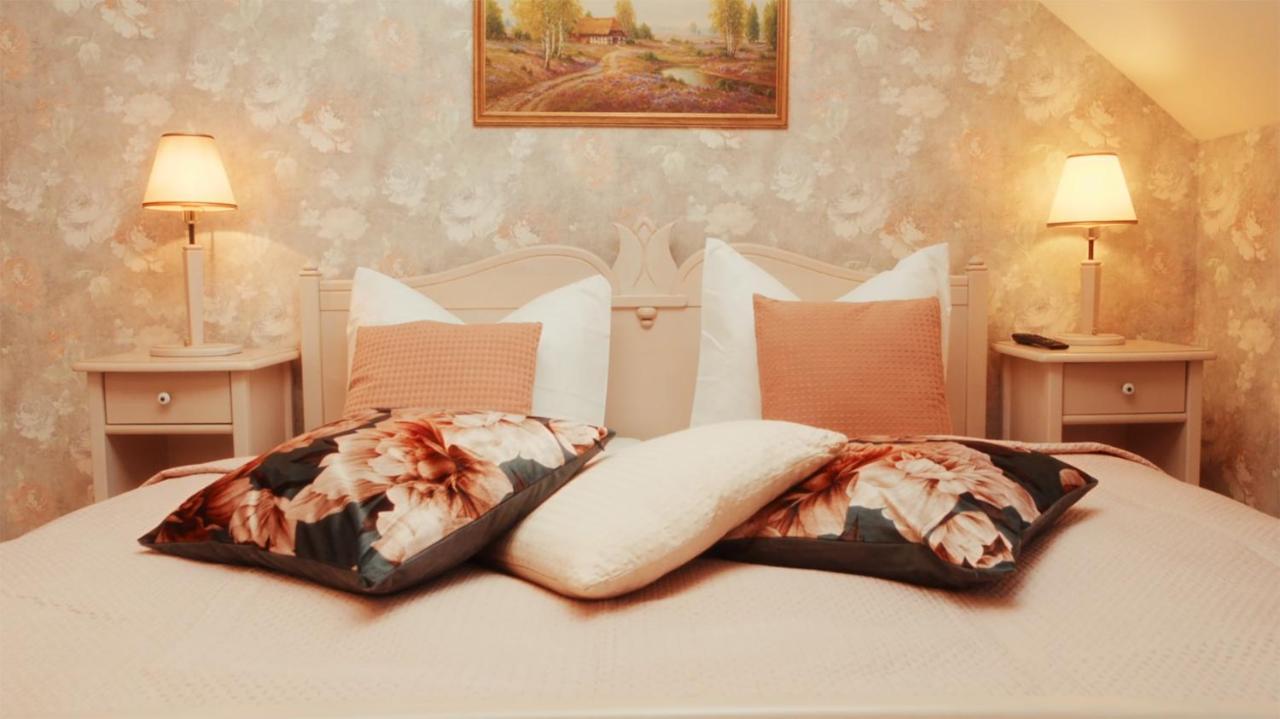 Anker Hotel Arneburg Екстериор снимка